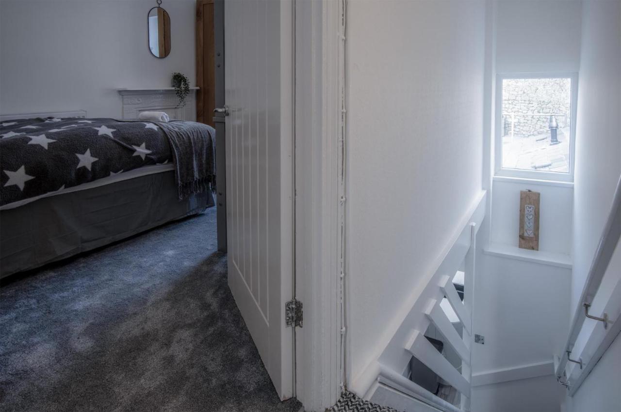 Hawtree Cottage - 2 Bedroom Cottage - Tenby Exteriör bild